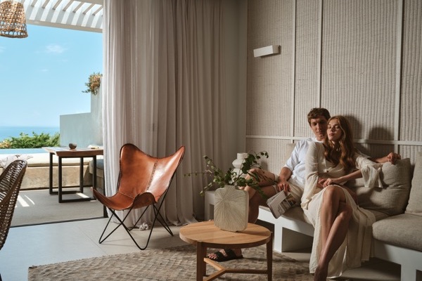 Honeymoon Suite